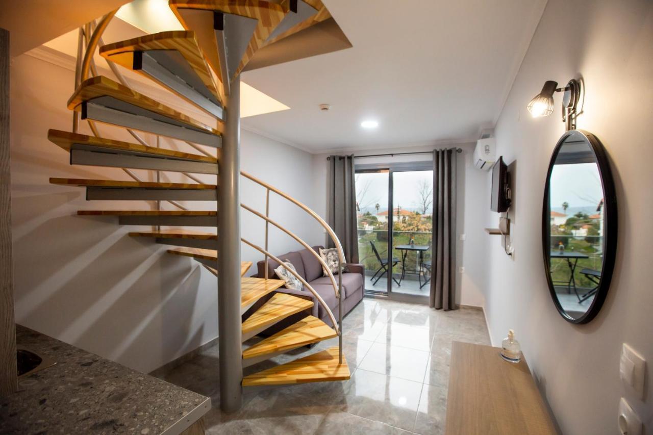 Artemida Suites Hanioti Exterior photo